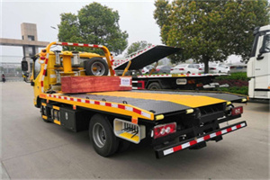 新邱道路救援拖车报价