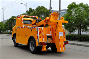 新邱高速路拖车费